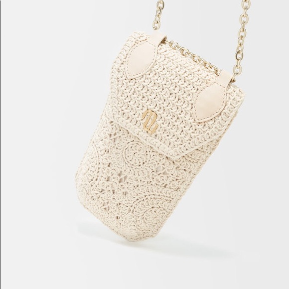 MAJE MACRAMÉ Ivory Crochet Phone Case - Picture 8 of 11